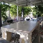 Skyrosfamilyhouses-manou Casa vacanze *