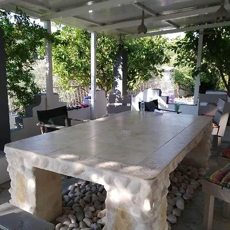 Skyrosfamilyhouses-manou Hébergement de vacances *